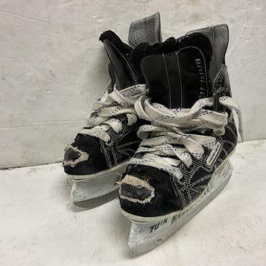 Used Bauer Supreme Junior Hockey Skate Junior 01 11855-s000196898