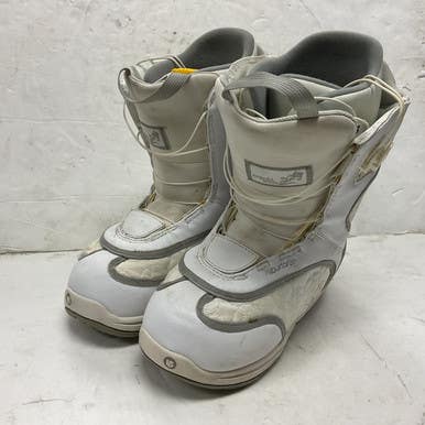 Used Burton Emerald Smalls Womens Snowboard Boots White Senior 6 11855-s000199151