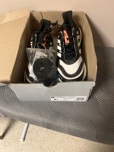 Black/white/pink Women's Size 6.5 Adidas Ultraboost 22 C. RDY II Running sneakers GX6735