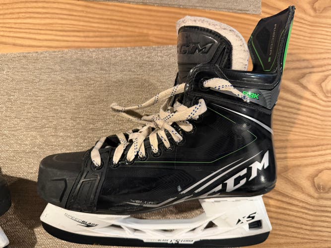 Black 2021 CCM Ribcor 88K Hockey Skates Regular Width 10.5 (Used)