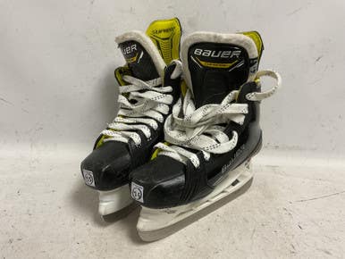 Used Bauer Supreme M4 Intermediate Hockey Skate Intermediate 4.5 11855-s000204425