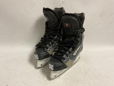Used Ccm U+ 12 Junior Hockey Skate Junior 02 11855-s000186255