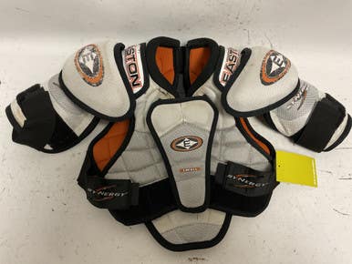 Used Easton Synergy 300 Junior Shoulder Pads Sm 11855-s000188507