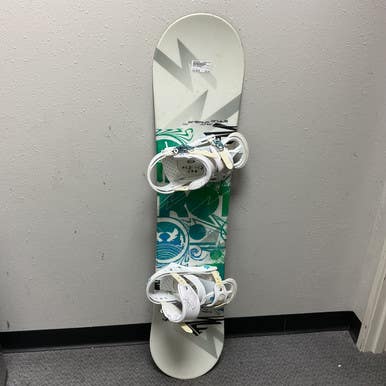 Used Zuma Snowboard Girls Board Binding White 130 Cm 11855-s000198286