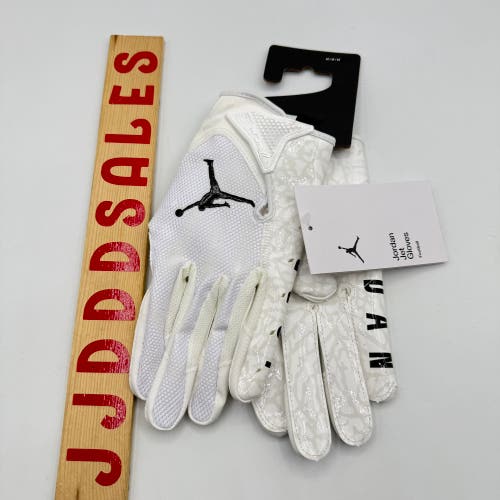 Nike Air Jordan Jet 7.0 Football Receiver Gloves White DV4209-102 Men’s Sz M NWT

New With Tags