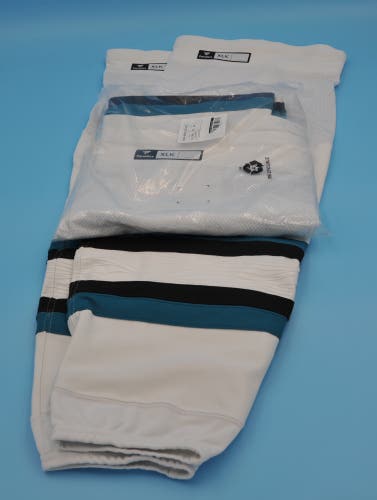 New Fanatics San Jose Sharks game-issued White Evolve socks size XLK