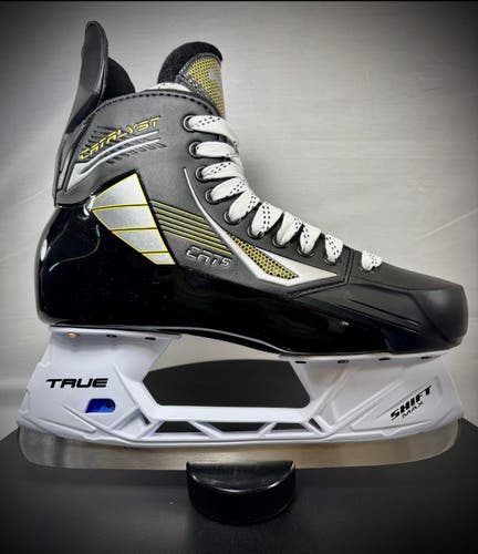 TRUE Catalyst 5 Hockey Skates Regular Width 9 (Used)