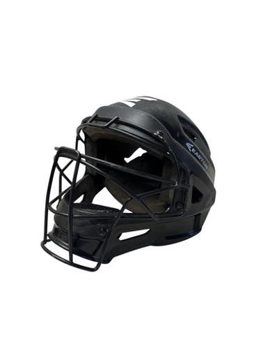 Used Easton Qwikfit Youth Sm Catchers Helmet - Black 11835-s000208652