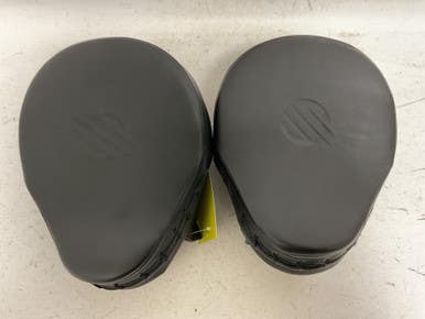 Used Sanabul Focus Mitts Black 11855-s000202966