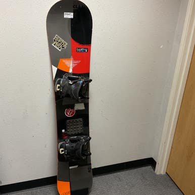 Used Burton Clash Snowboard + Flow Bindings Black And Red 154 Cm 11855-s000203391