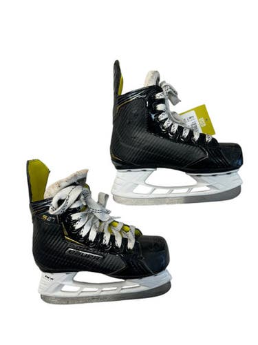 Used Bauer Supreme S27 Youth Hockey Skate White Black Yellow Youth 12.5 11835-s000206526