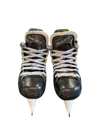 Used Bauer M40 Hockey Skate Junior 03.5 10299-s000307451