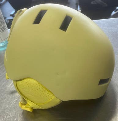 Used Giro Snowboard Accessory 11497-c000154592