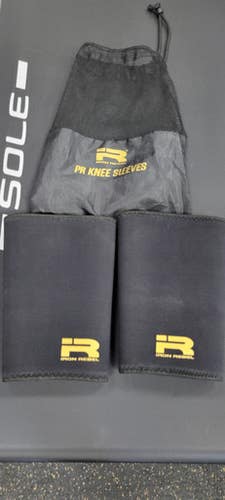Used Iron Rebel 4x Knee Sleeves 11497-c000147757