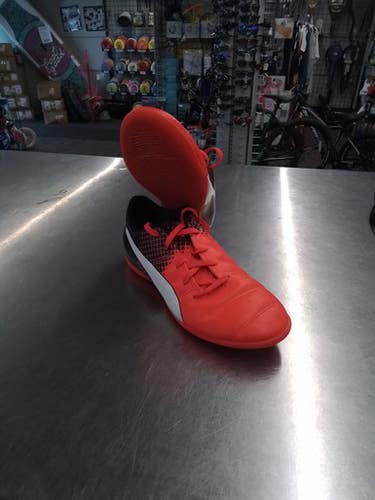 Used Puma Junior 05 Indoor Soccer Indoor Cleats 11769-s000024495