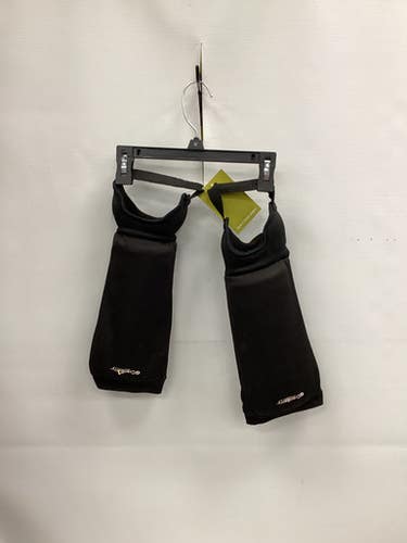 Used Cranbarry Adult Shin Fh Shin Guards Black 11" 11851-s000024525