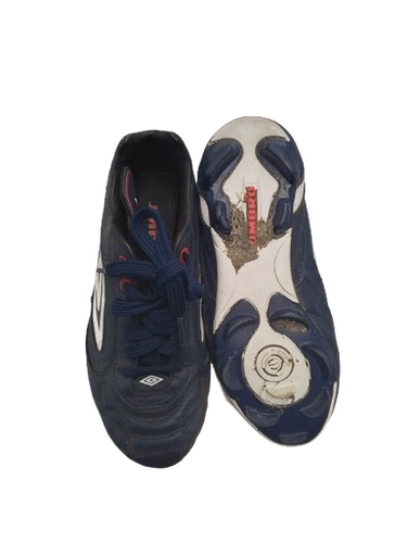 Used Umbro Junior 04 Cleat Soccer Outdoor Cleats 11769-s000022533