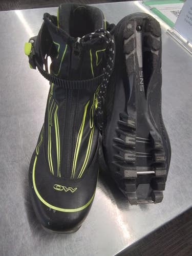 Used Ow M 08 W 08.5-09 Men's Cross Country Ski Boots 11769-s000022817