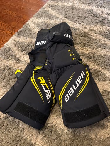 Large Bauer Supreme ACP Pro Girdle (Used)
