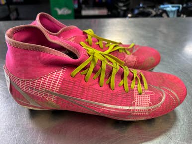 Used Nike Soccer Cleats Pink Senior 7 11868-s000069686