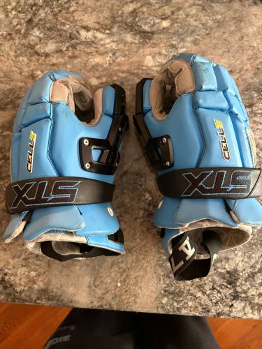 STX Cell V Lacrosse Gloves (Used)