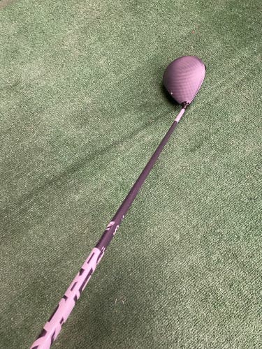TaylorMade Qi35 Driver| RH Stiff Flex (9loft)