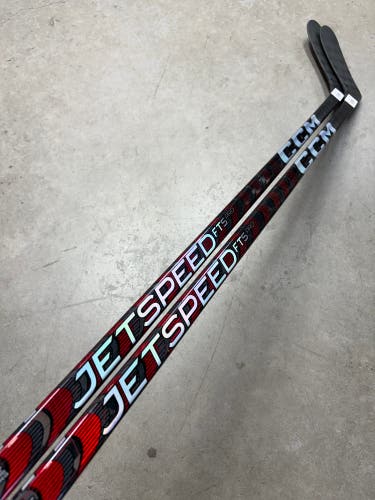 2 PACK 90 Flex P28M Senior CCM JetSpeed FT5 Pro Left Hand Hockey Stick P28M Pro Stock (New) NHL