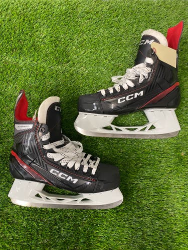CCM JetSpeed FT455 Hockey Skates | Senior size 8 (271mm)