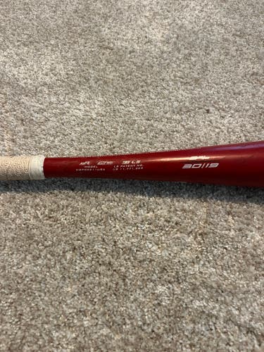2025 Marucci CATX2 Alloy USABat Certified Bat (-11) 19 oz 30" (Used)
