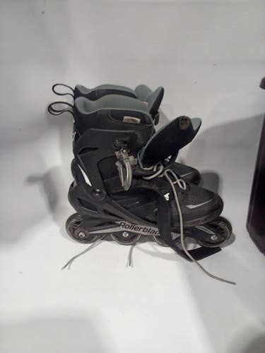 Used Rollerblade Max Wheels Senior 9 Inline Skates - Rec And Fitness 11847-s000015669