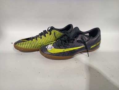 Used Nike Senior 8 Indoor Soccer Indoor Cleats 11847-s000018929