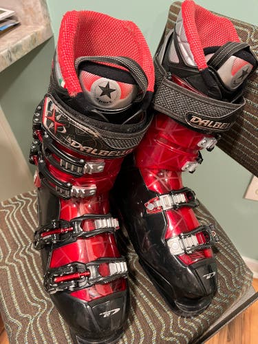 Mondo 26 & 26.5 Men's Dalbello All Mountain Ski Boots (Used)