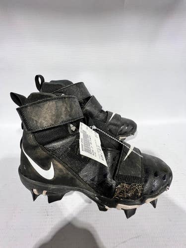 Used Nike Junior 02.5 Football Cleats 11847-s000012552