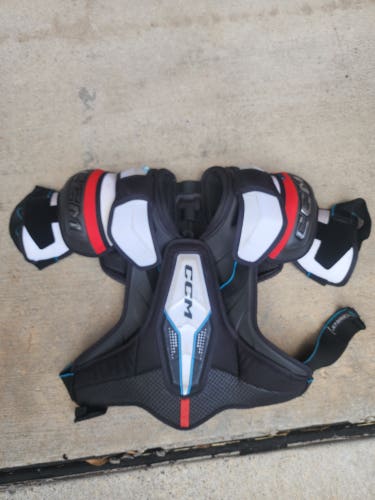 Men's Small Senior CCM JetSpeed FT6 Shoulder Pads (Used)
