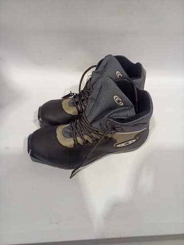 Used Salomon W 05-05.5 Jr 03.5-04 Boys' Cross Country Ski Boots 11847-s000015179
