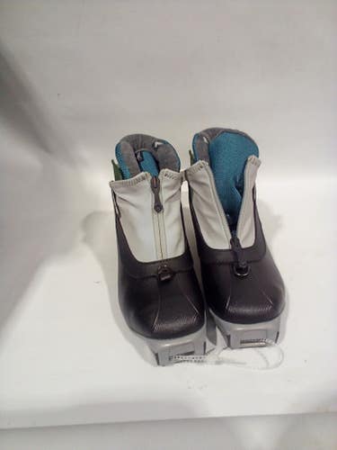 Used Salomon W 05-05.5 Jr 03.5-04 Women's Cross Country Ski Boots 11847-s000015194