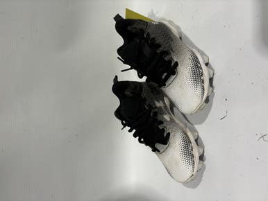 Used Under Armour Spot Light Bb Sb Cleats Black Youth 12.0 11847-s000022206