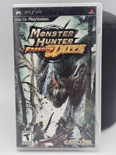 Monster Hunter Freedom Unite (Sony PSP, 2009) Video Game CIB