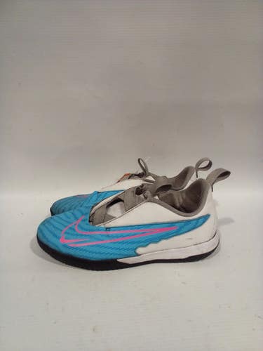 Used Nike Junior 04 Indoor Soccer Indoor Cleats 11847-s000020584