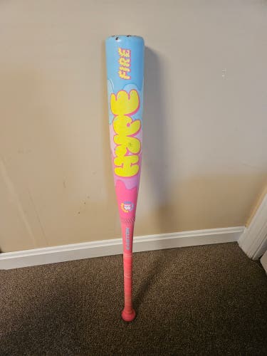Easton Hype Fire Pool Party Edition USSSA Certified Bat (-10) 19 oz 29" (Used)