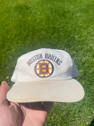 Boston bruins hockey vintage AJD SnapBack Hat (Used)
