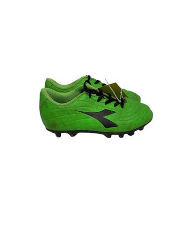 Used Diadora Soccer Cleats Green Youth 12.5 11847-s000031842
