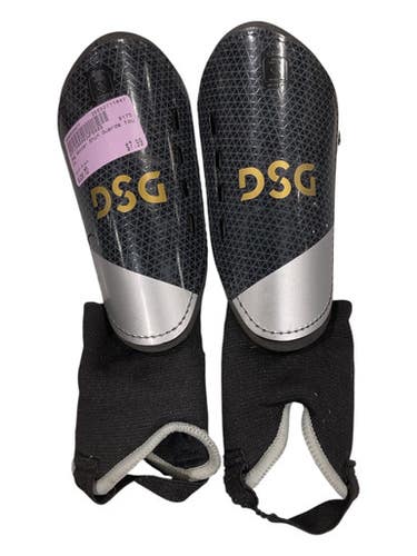 Used Dsg Soccer Shin Guards Youth Black Md 11847-s000035671