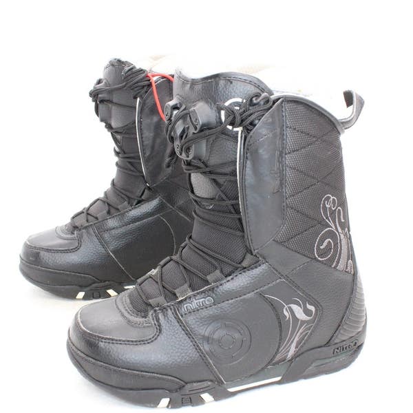 nitro echo snowboard boots Dominate the slopes in comfort and style with the Nitro Team BOA Mens Snowboard Boots Nitro Echo Women's Snowboard Boots