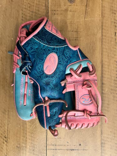 2022 Rawlings Heart of the Hide RH Infield Baseball Glove 11.5" (Used)