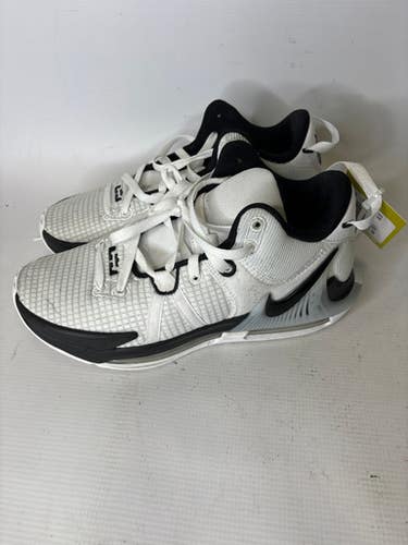 Used Nike Youth 08.5 Basketball Shoes 11850-s000013523