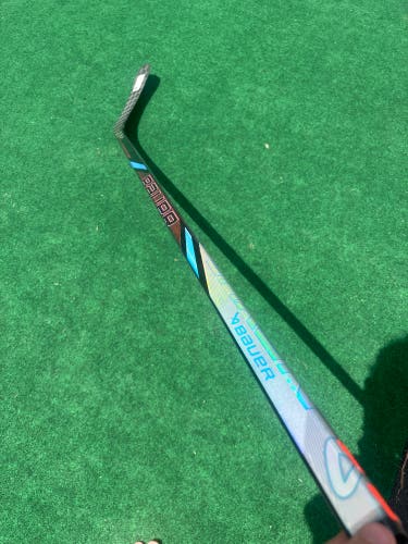Junior Bauer Nexus Tracer Hockey Stick Right Handed P92 30 Flex (New)