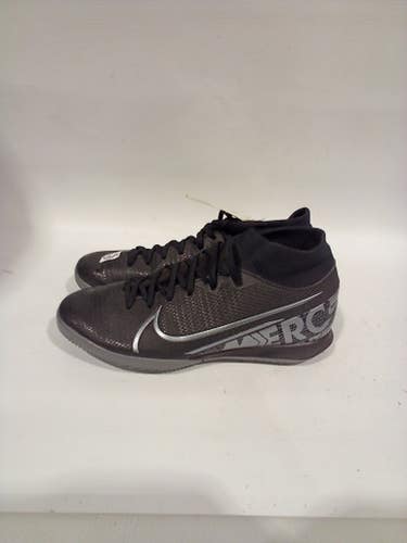 Used Nike Senior 6.5 Indoor Soccer Indoor Cleats 11847-s000012290