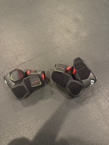 Senior Small Bauer Vapor 2X Pro Elbow Pads (New)