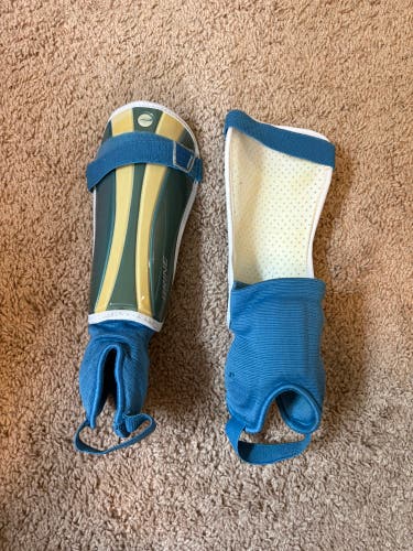 Unisex Medium Brine Shin Guards (Used)